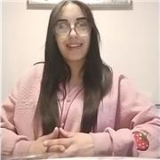 Passionné par la langue anglaise, je m'engage à transmettre mes connaissances avec enthousiasme et pédagogie.